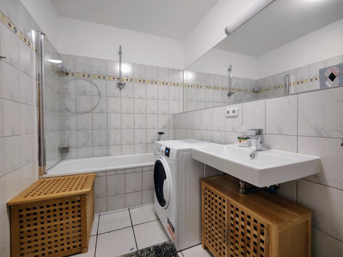 Yourfavoritebed 100M2 Designwohnung Mit Vollausstattung Πλάουεν Εξωτερικό φωτογραφία